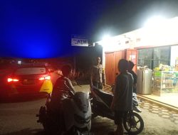 Pimpin Patroli Malam, Ka SPKT Tekankan Ini kepada Warga yang Ditemui