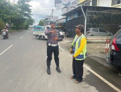 Kembali Tindak Tukang Parkir Liar, Personel Satlantas Polres Bone Berikan Ini