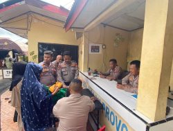 Tetap Waspada, Anggota Jaga Mako Periksa Tamu Keluar Masuk Mako Polres Bone