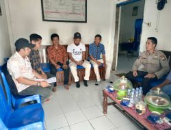 Melalui Kegiatan Jumat Curhat, Kapolsek Amali Dengar Saran dan Keluhan Warga
