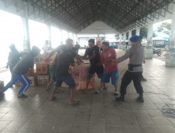 Satpolairud Polres Bone Sampaikan Himbauan Ini kepada Nelayan Saat Lakukan Polmas Perairan