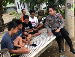 Door to Door System Salah Satu Cara Bhabinkamtibmas Polsek Libureng Jaga Kondusifitas Kamtibmas di Desa Binaannya