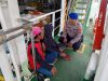 Satpolairud Polres Bone Sambangi Penumpang Ferry