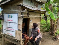 Polwan Bhabinkamtibmas Polsek Barebbo Sambangi Warga dalam Program Salam Presisi. Ini Tujuannya