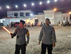Pastikan Kondusif, Personel Polsek Libureng Pengamanan Shalat Tarawih di Mesjid Baburrahman
