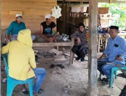 Bangun Kebersamaan di Desa Binaan, Aiptu Suhati Samapiakn Ini Saat Sambang