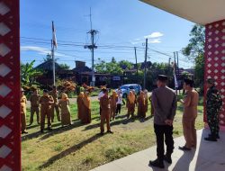 Perkuat Sinergitas, Kapolsek Cenrana Hadiri Apel Bersama di Kantor Camat Cenrana