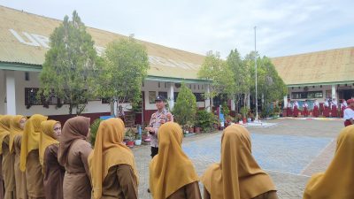 Kanit Bintibsos Sat Binmas Polres Bone Berikan Arahan kepada Guru SD Inpres 6/75 Manurunge, Ini Tujuannya