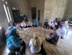 Polsek Awangpone Turut Serta Gerakan Bersama Eliminasi Kasus Miskin Ekstrim, Gizi Buruk dan Stunting di Desa Jaling