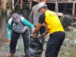 Sinergi Bersama, Polsek Tanete Riattang Turut Serta Dalam Kerja Bakti 3.000 Kantong Sampah di Kelurahan Bajoe