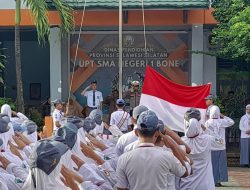 Lewat Police Goes To School, Satlantas Polres Bone Berikan Edukasi Tertib Berlalu Lintas