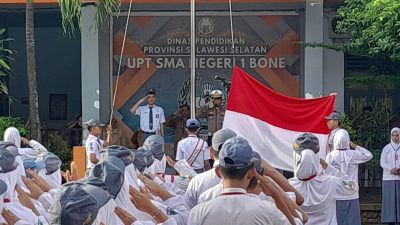 Lewat Police Goes To School, Satlantas Polres Bone Berikan Edukasi Tertib Berlalu Lintas