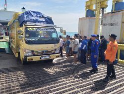 Rutin Lakukan Pengamanan, Satpolairud Polres Bone Pastikan Keamanan Aktivitas Penyeberangan Lancar