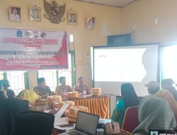 Berjalan Dengan Lancar, Kapolsek Cenrana Hadiri Pembentukan Koperasi Merah Putih di Desa Awang Cenrana