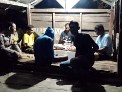 Polsek Awangpone Laksanakan Pembinaan Satkamling di Desa Cakke Bone