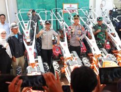 Kapolres Bone Hadiri Penyerahan Bantuan Alsintan dalam Program 100 Hari Kerja Bupati Bone