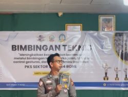 Satlantas Polres Bone Beri Materi Diklat PKS dan Imbauan Tertib Lalin di SMAN 14 Bone