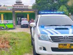 Jaga Kamseltibcar Lantas, Satlantas Polres Bone Kawal Jenazah Ke Pemakaman