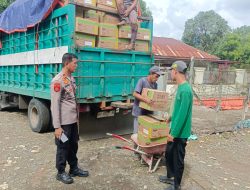 Pendampingan Penyaluran Bantuan Benih Jagung Hibrida, Kapolsek Lamuru: Agar Tepat Sasaran