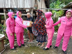 Bhayangkari Ranting Awangpone Gelar Bakti Sosial Peduli Lansia Dalam Rangka HUT Bhayangkara Ke-79