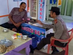 Bhabinkamtibmas Polsek Barebbo Sambang dan Sampaikan Pesan Kamtibmas di Desa Sugiale
