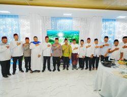 Kapolri Kunjungi Ustaz Abdul Somad: Semoga Jadi Awal Persaudaraan