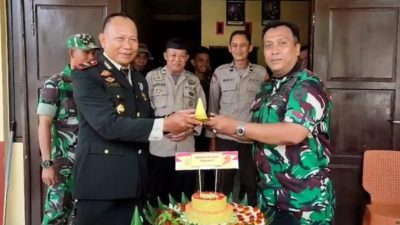HUT Bhayangkara Ke 79, Personel Koramil 1407 – 03/ Cenrana Datangi Polsek Cenrana