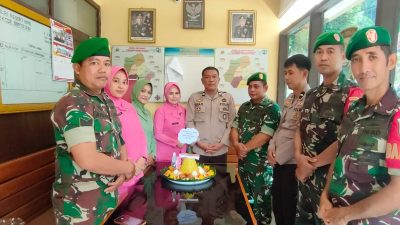 HUT Bhayangkara ke-79, Polsek Bontocani Dapat Kejutan dari Koramil 0720 Bontocani