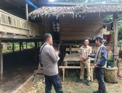Bripka Hamdan Fasilitasi Penyelesaian Masalah Kandang Ayam Secara Kekeluargaan