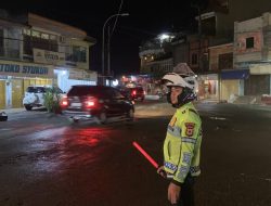 Blue Light Patrol Satlantas Polres Bone Tingkatkan Keamanan Lalu Lintas di Malam Hari