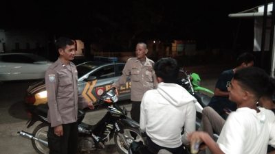 Polsek Barebbo Gelar Patroli Malam, Himbau Remaja Hindari Balap Liar