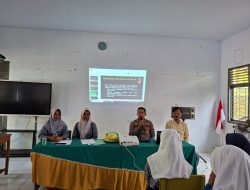 Kapolsek Palakka Bersama Kanit Reskrim Berikan Penyuluhan Tentang Bahaya Judi Online dan Berita Hoaks di SMP Negeri 2 Palakka