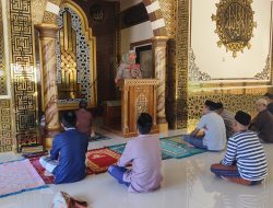 Kanit Bintibsos Binmas Polres Bone Sampaikan Pesan Kamtibmas di Masjid Nurul Iman Bulu Tempe