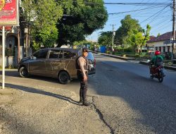 Wujudkan Lalulintas Kondusif di Pagi Hari, Personel Samapta Polres Bone Rutin Pengaturan Pagi