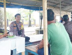 Sambangi Warga di Warung, Cara Bhabinkamtibmas Lebih Dekat dengan Warga