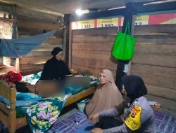 Sambang dan Besuk Warga yang Sakit, Cara Aiptu Suhati Melihat Lebih Dekat Warga di Desa Binaan