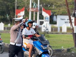 Jaga Kamseltibcar Lantas, Satlantas Polres Bone Rutin Pengaturan Lalulintas Pagi
