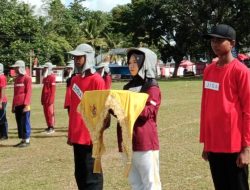 Jelang Hut RI ke-80, Personel Polsek Tellu Siattinge Aktif Melatih dan Bimbing Paskibra Tingkat Kecamatan 
