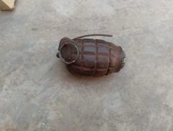 Dikira Baju Lama, Ternyata Granat! Timsus Polsek Tanete Riattang Bergerak Cepat Setelah Menerima Aduan Warga