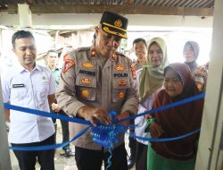 Bedah Rumah Polwan Polres Bone, Wujud Kepedulian Sosial di Hari Jadi ke-77 Polwan RI