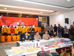 Polda Sulsel Gelar Press Release Kasus Tindak Pidana dalam Aksi Unras di Wilayah Hukum Polda Sulsel, Tetapkan 53 Tersangka