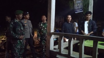 Tingkatkan Sinergitas TNI-POLRI, Polsek dan Koramil di kajuara Terus Kompak Patroli Bersama