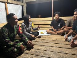 Upaya Harkamtibmas, Bhabinkamtibmas Bersma Babinsa Laksanakan Pembinaan Satkamling