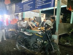 Ciptakan Kamtibmas Kondusif, Bhabinkamtibmas Polsek Ajangale Gelar Pembinaan Pos Satkamling