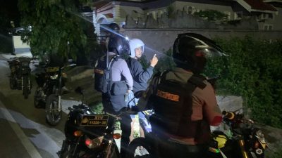 Tingkatkan Patroli Blue Ligth, Personel Samapta Polres Bone Pastikan Kota Bone Aman Kondusif