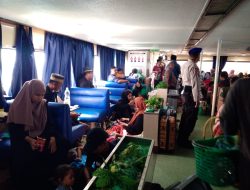Personil Satpolairud Polres Bone Lakukan Pengamanan Aktivitas Penyeberangan, Cegah Terjadinya Gangguan Kamtibmas
