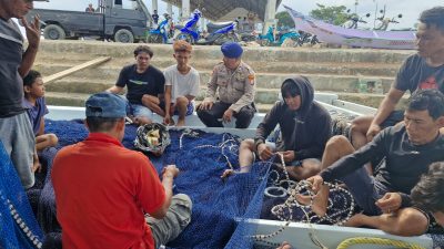 Personel Piket Satpolairud Polres Bone Lakukan Sambang Pesisir di PPI Lonrae, ini yang Disampaikan