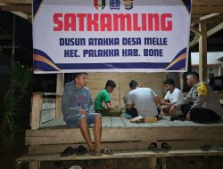 Bhabinkamtibmas Bripka Sultan Lakukan Pembinaan Satkamling di Desa Melle