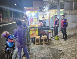Personel Samapta Polsek Tanete Riattang Gelar Patroli Malam, Ciptakan Situasi Aman dan Kondusif
