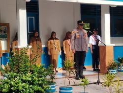 Kapolsek Barebbo Pimpin Upacara di SMP Negeri 4 Barebbo, Ingatkan Siswa Tertib Berlalu Lintas dan Jauhi Narkoba